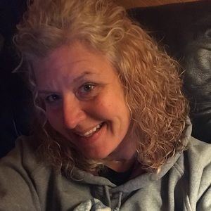 Meet your Posher, Carrie